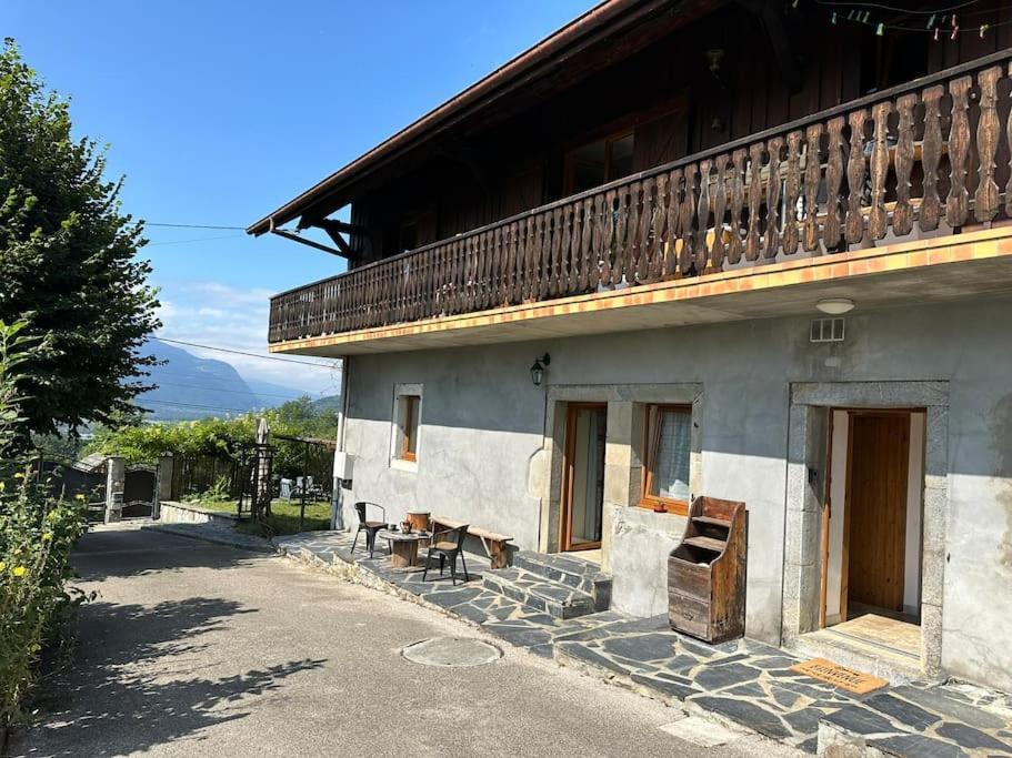 Gite De La Chouette Thyez Extérieur photo